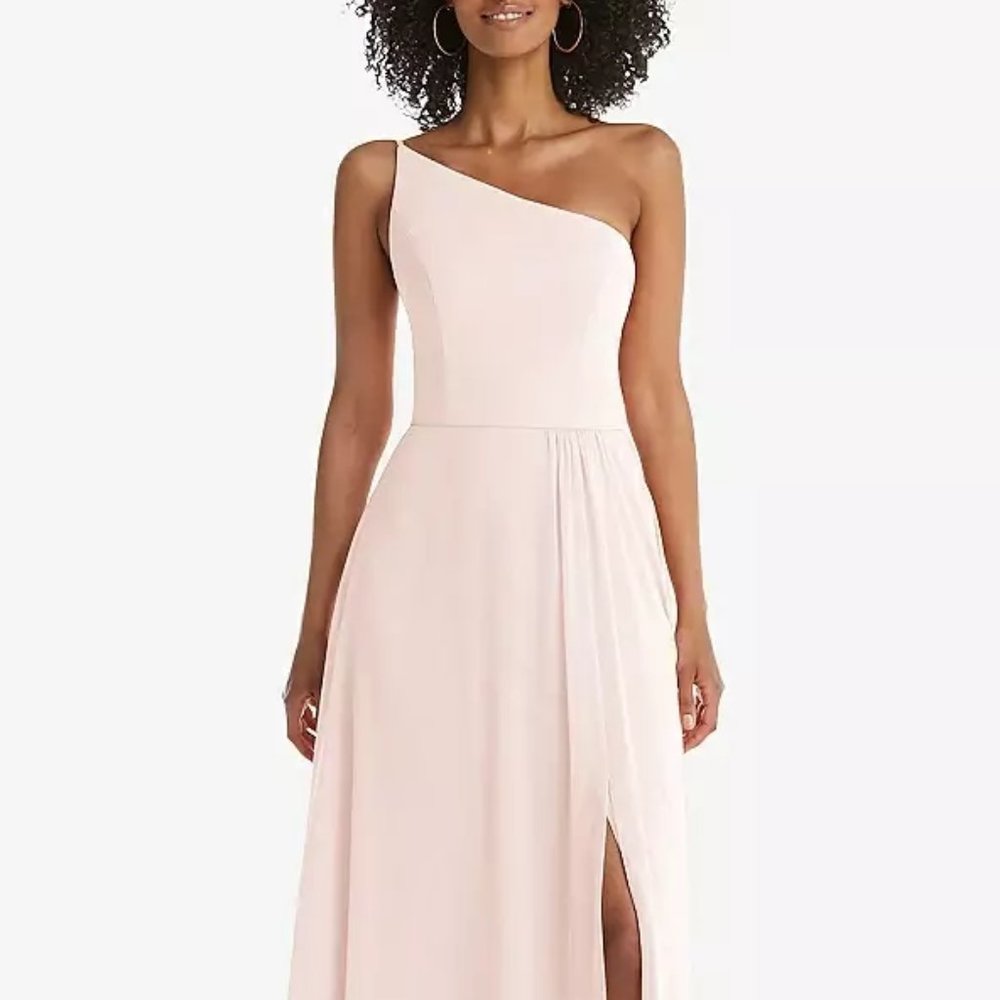 After six 1555..One-Shoulder Chiffon Maxi Dress with Front Slit..Blush..Size 16